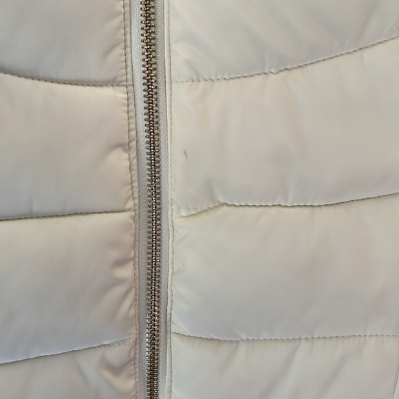 Calvin Klein Cream Puffer Vest Zipper Pockets - Picture 5 of 5
